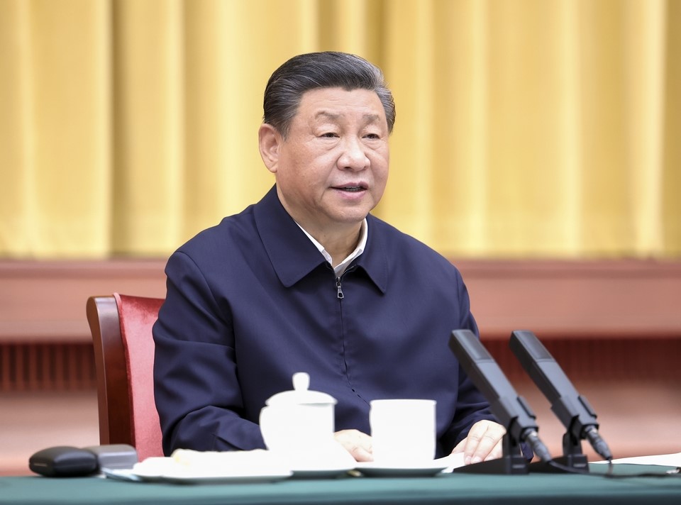 2024年3月20日下午，中共中央總書記、國(guó)家主席、中央軍委主席習(xí)近平在湖南省長(zhǎng)沙市主持召開新時(shí)代推動(dòng)中部地區(qū)崛起座談會(huì)并發(fā)表重要講話。新華社記者 鞠鵬 攝 